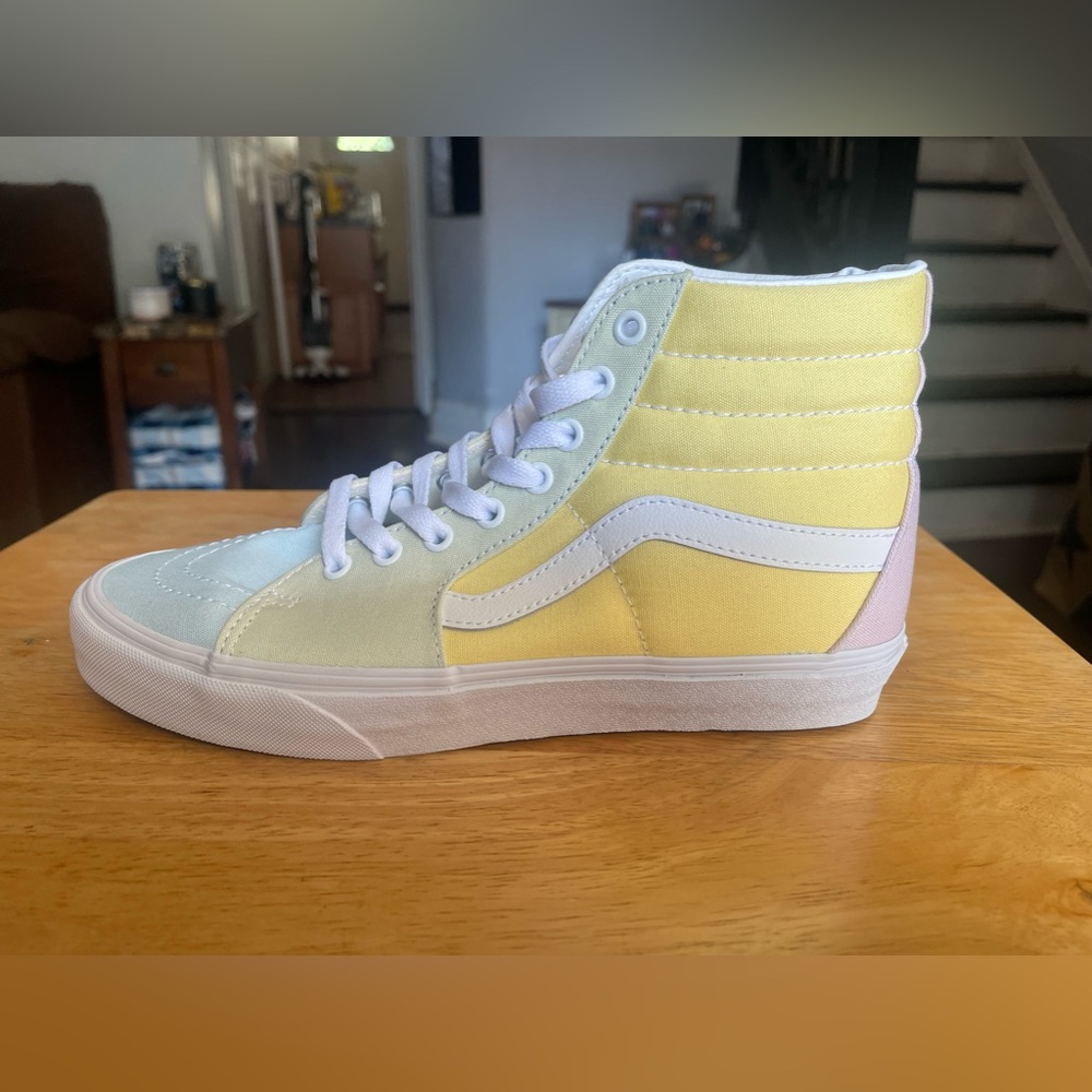 🥑Vans Sk8-Hi Pastel Block Women’s Size 10